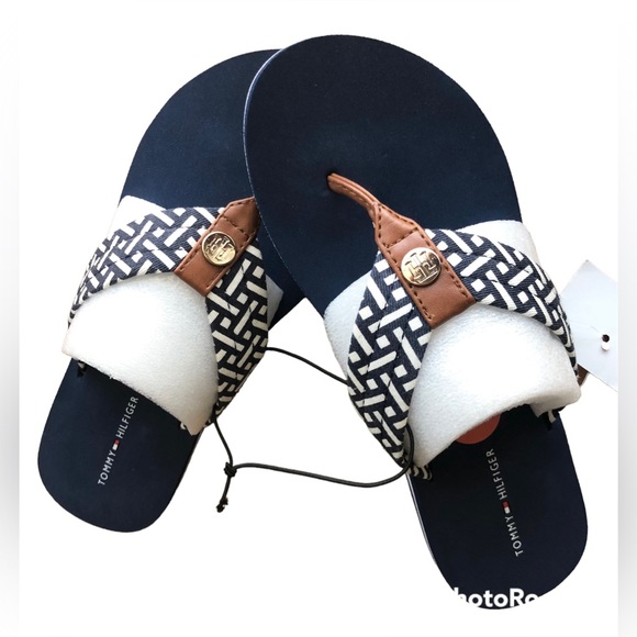 🆕 Tommy Hilfiger Sandals - Picture 3 of 6
